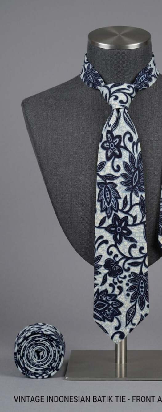 Vintage Indonesian Batik Floral Print Necktie